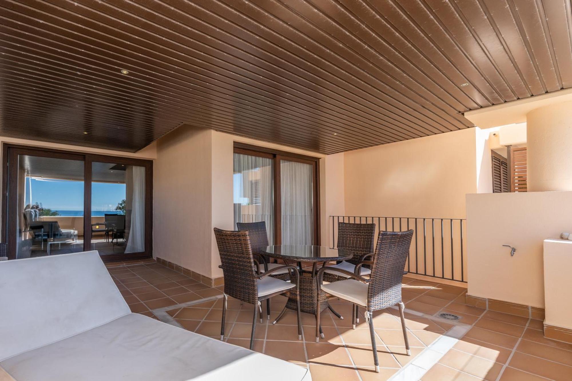 Bahia Boutique Apartments 에스테포나 외부 사진